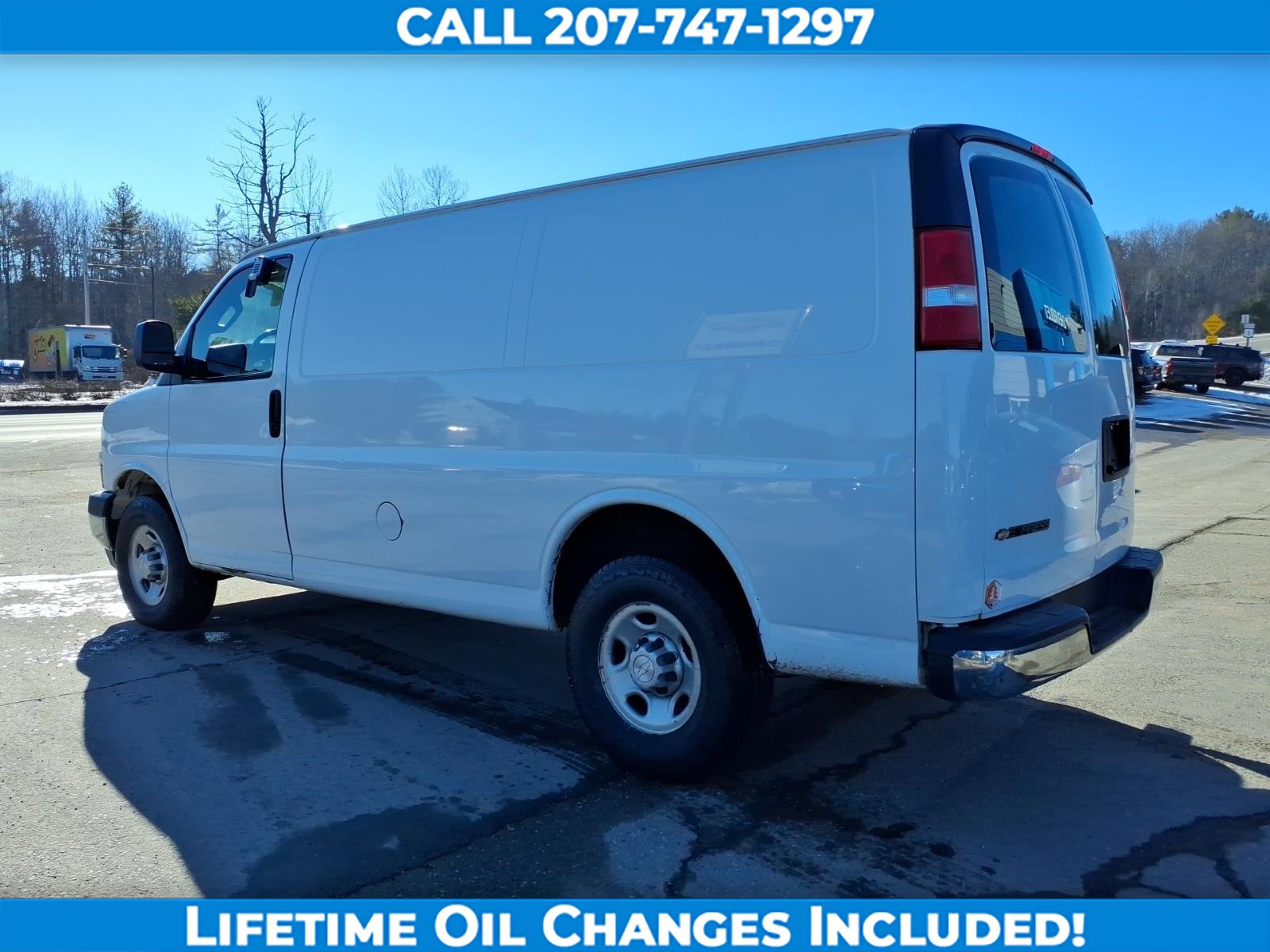 Used 2019 Chevrolet Express 2500 w/ Driver Convenience Package image 7
