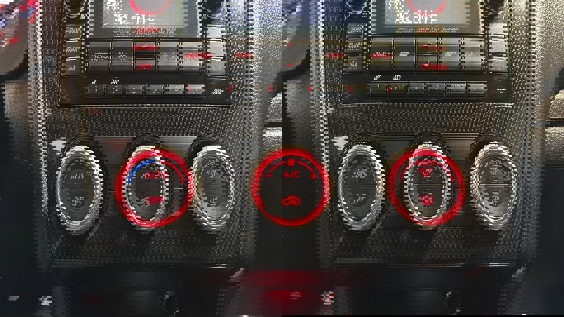 Used 2015 Subaru WRX image 28