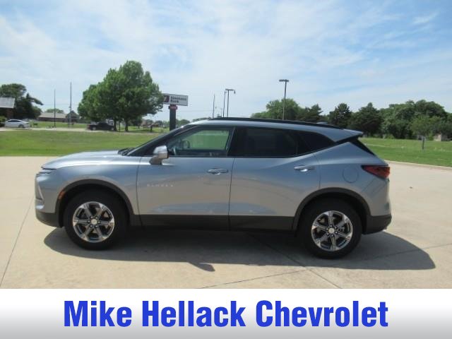 Used 2024 Chevrolet Blazer LT FWD image 4