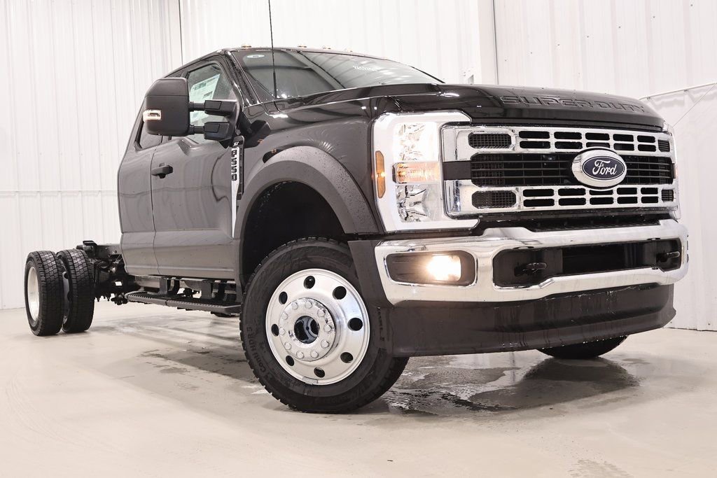 New 2026 Ford F550 4x4 Supercab Super Duty w/ XLT Value Package image 23