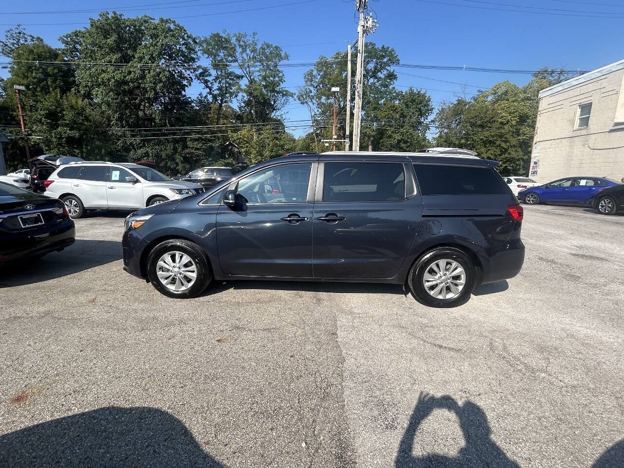 Used 2015 Kia Sedona LX FWD image 4
