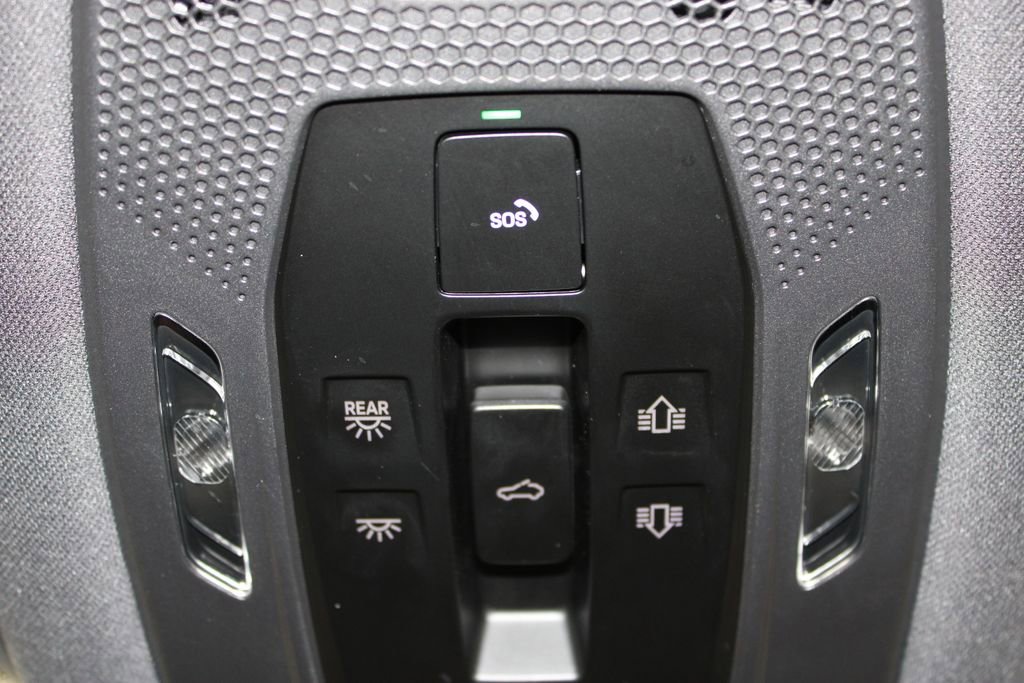 Used 2024 Porsche Cayenne AWD/4WD image 54
