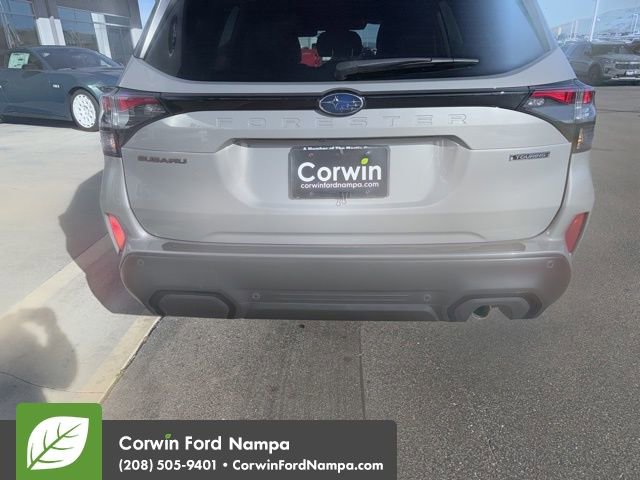 Used 2025 Subaru Forester Touring image 13