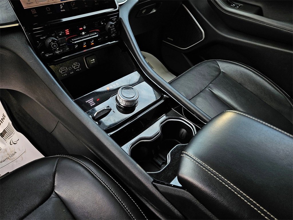 Used 2021 Jeep Grand Cherokee L Limited image 14