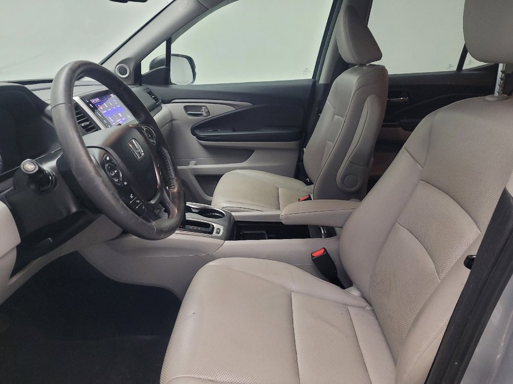 Used 2019 Honda Ridgeline RTL-T image 17