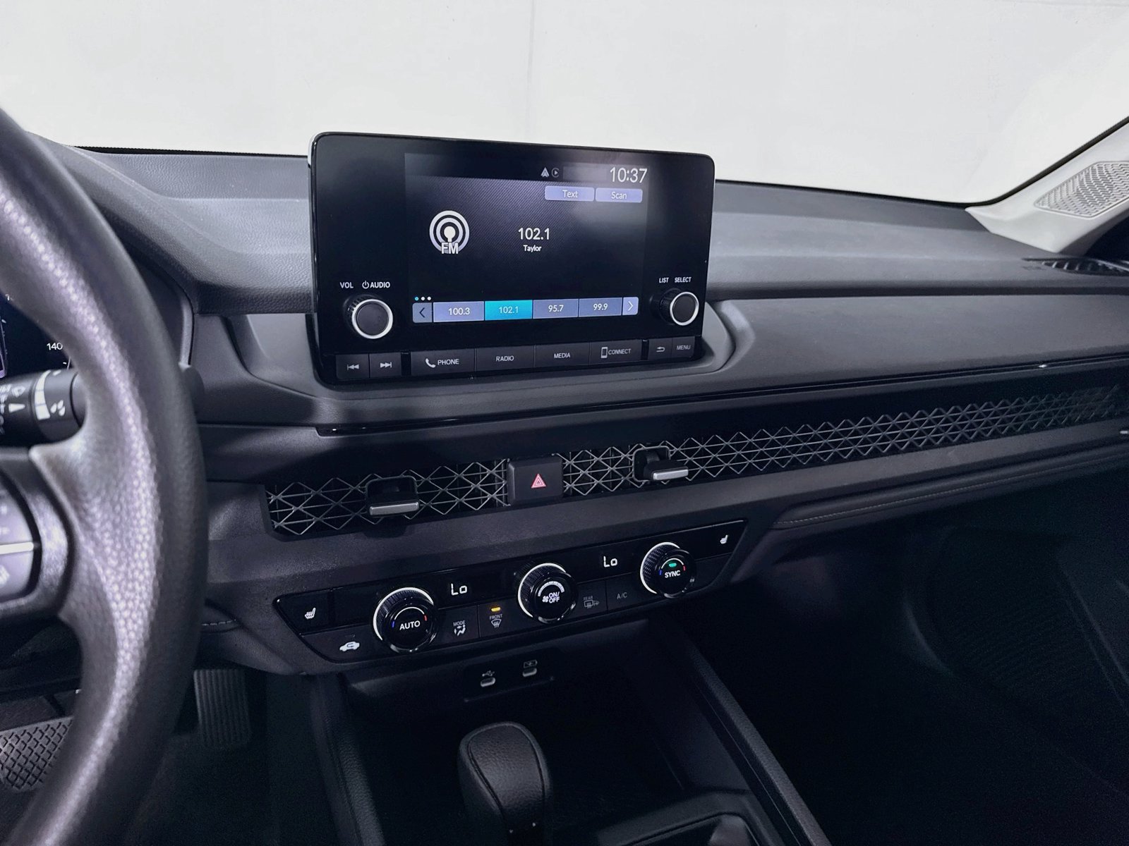 Used 2023 Honda Accord EX image 15