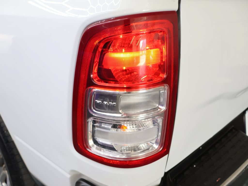 Used 2020 RAM 2500 Tradesman w/ Chrome Appearance Group RWD image 31