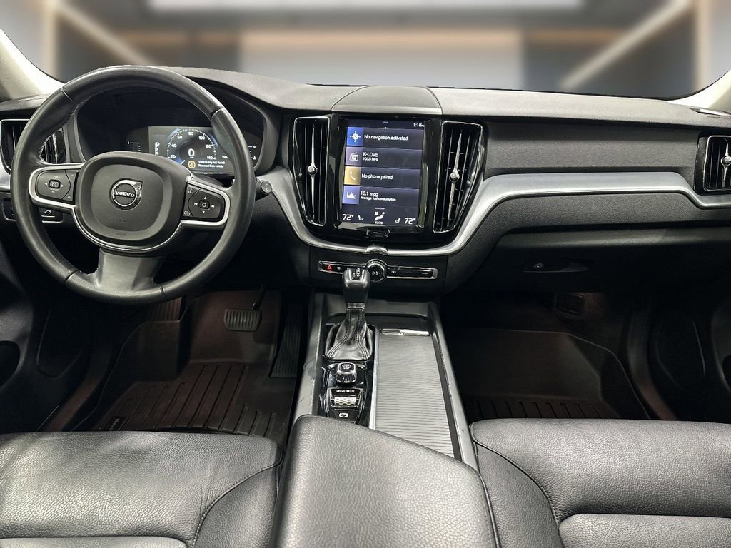 Used 2019 Volvo XC60 T6 Momentum w/ Premium Package image 10