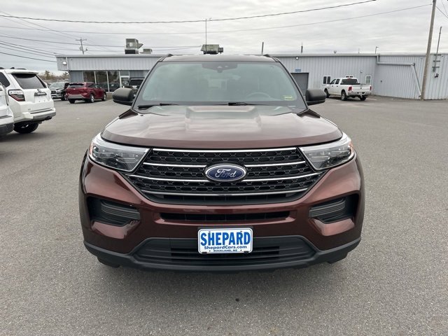 Used 2020 Ford Explorer XLT w/ Comfort Package image 2