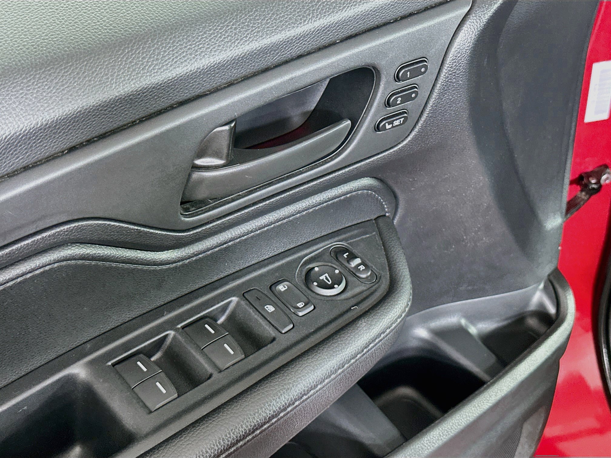 Used 2025 Honda Odyssey Sport-L image 15