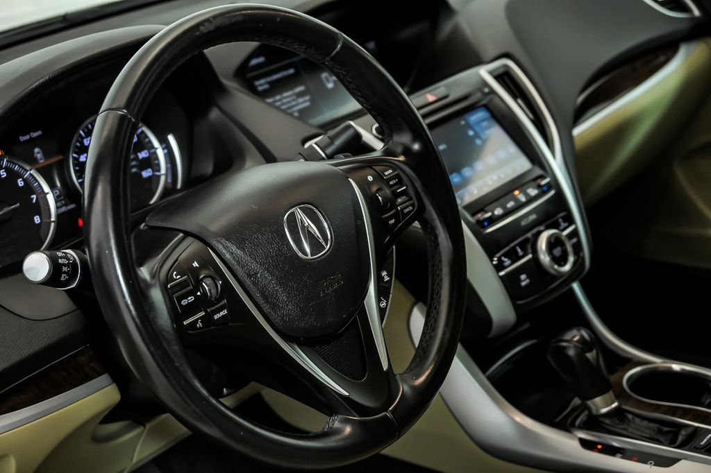 Used 2020 Acura TLX image 17