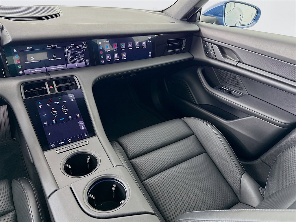 Used 2022 Porsche Taycan 4 Cross Turismo image 25