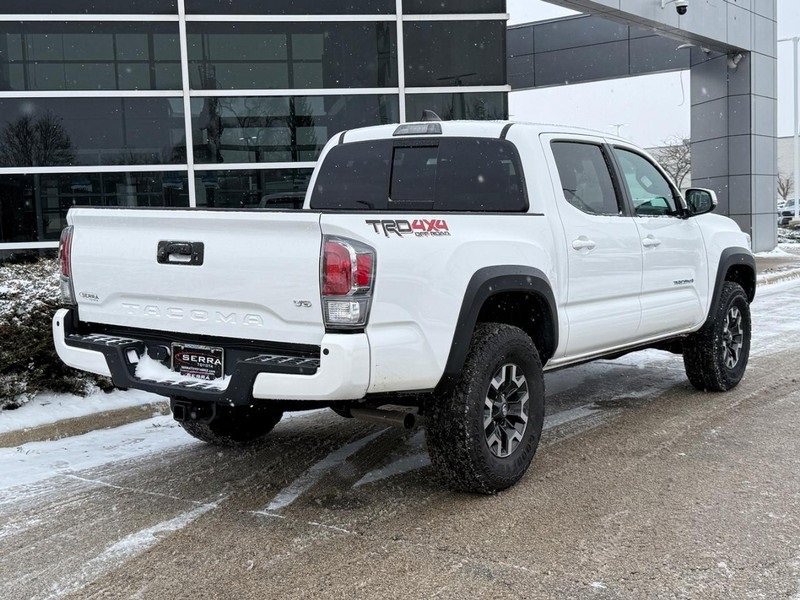 Used 2022 Toyota Tacoma TRD Off-Road video 3