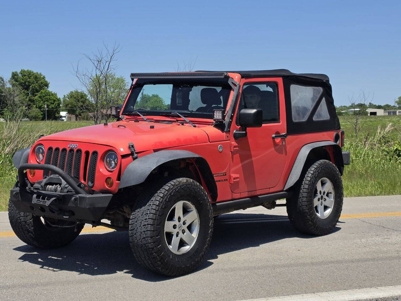 Used 2013 Jeep Wrangler Sport AWD/4WD image 2