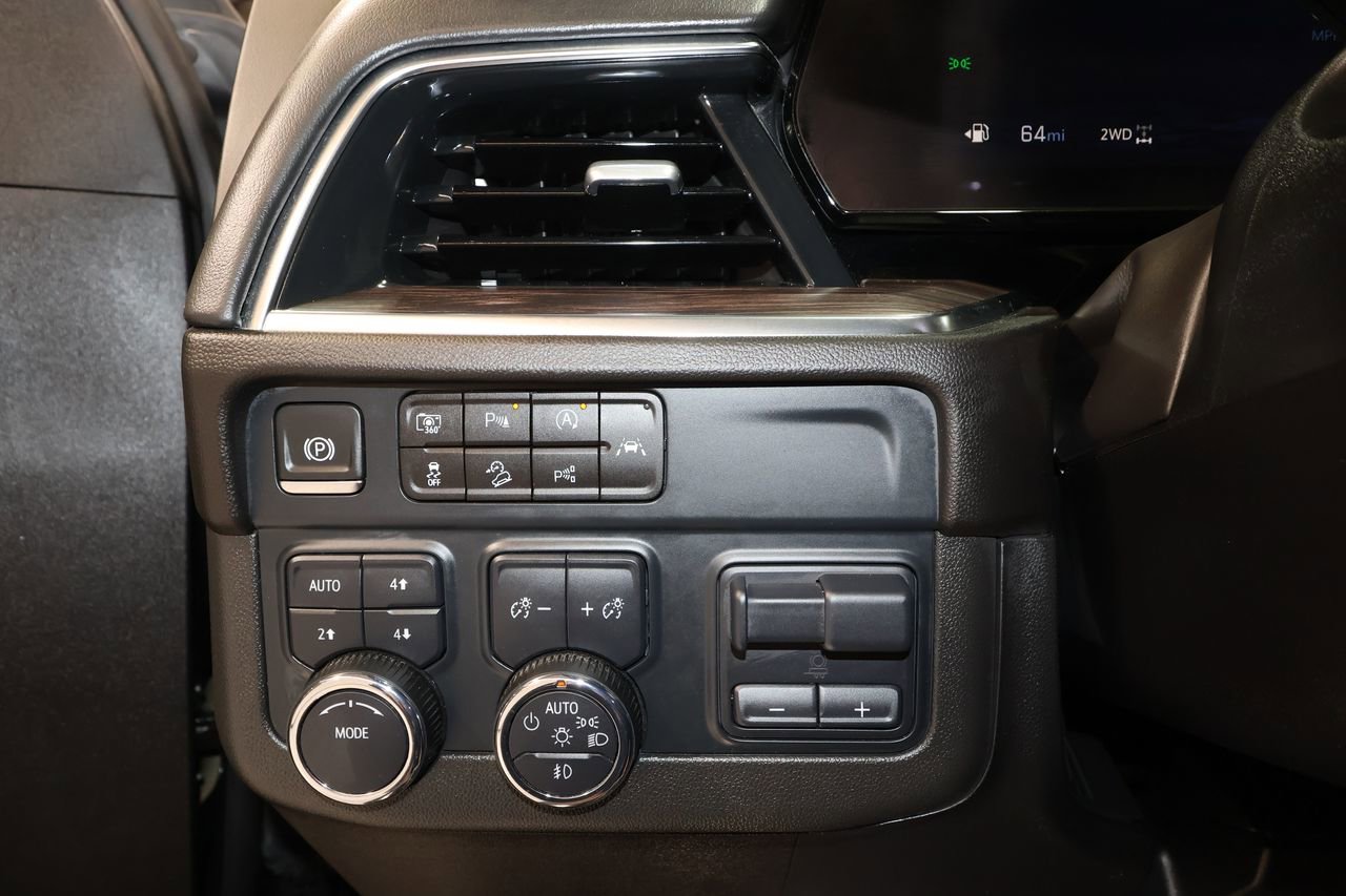 Certified 2025 Chevrolet Tahoe Z71 w/ Comfort Package image 11