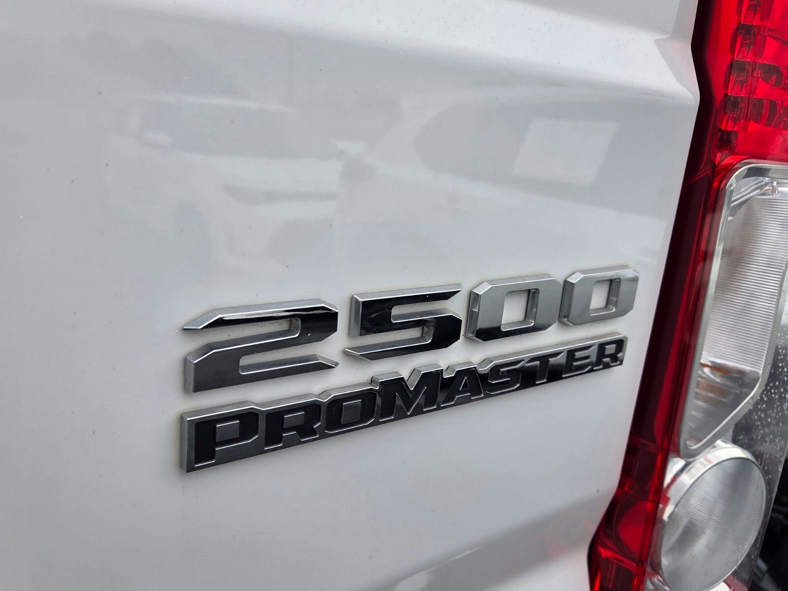 Used 2023 RAM ProMaster 2500 FWD image 8