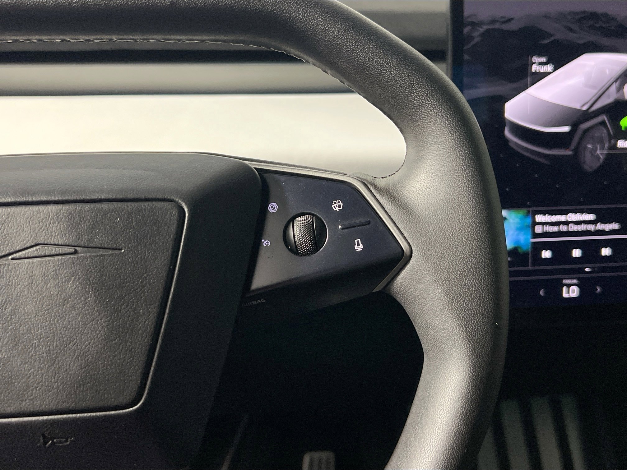Used 2024 Tesla Cybertruck Cyberbeast AWD/4WD image 18