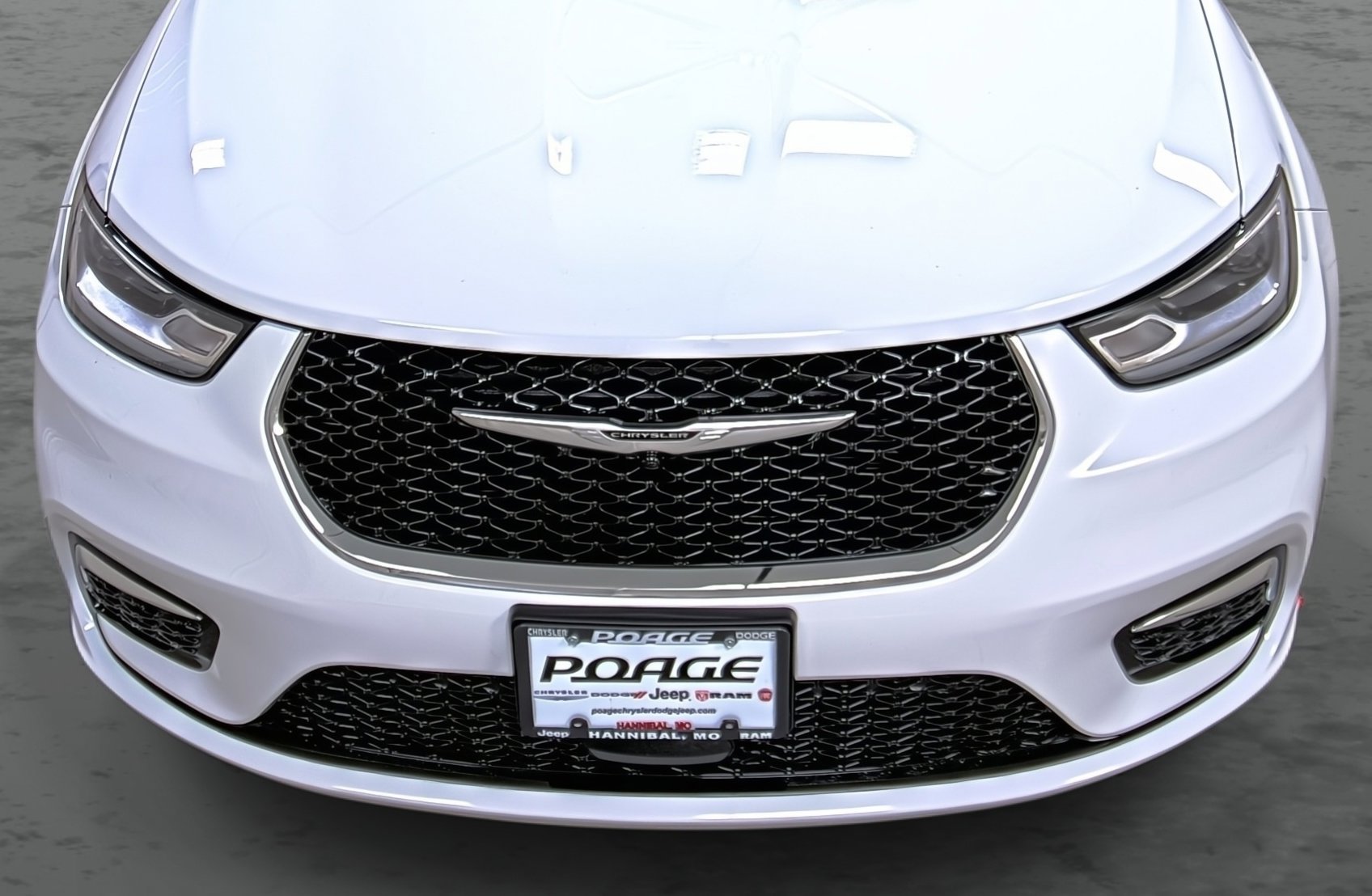 New 2026 Chrysler Pacifica Select image 16