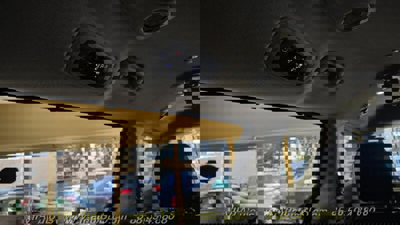 Used 2019 Chrysler Pacifica Limited image 32