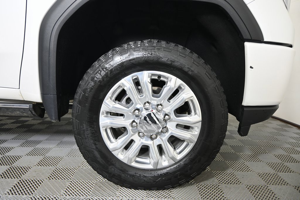 Used 2023 GMC Sierra 3500 Denali w/ Denali Ultimate Package image 12