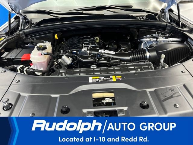 Used 2024 Jeep Grand Cherokee Limited w/ Black Appearance Package image 21