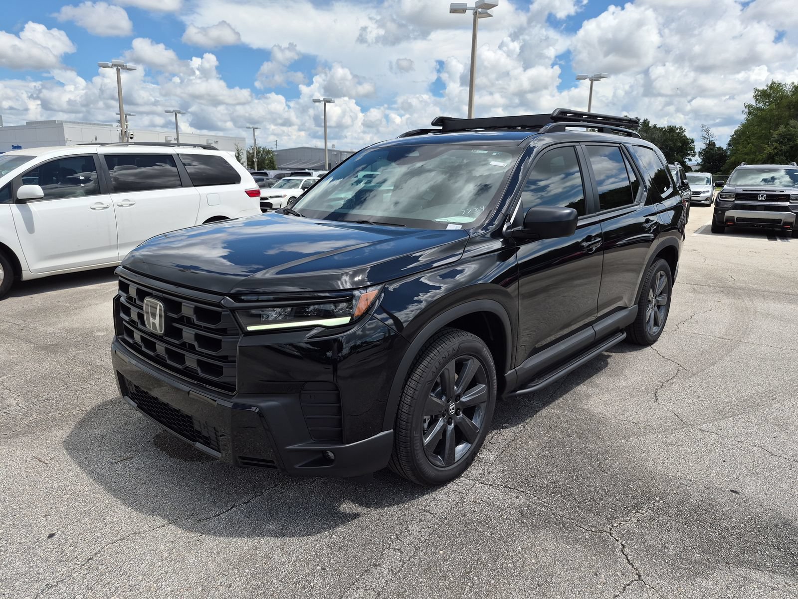 New 2026 Honda Pilot Sport image 1