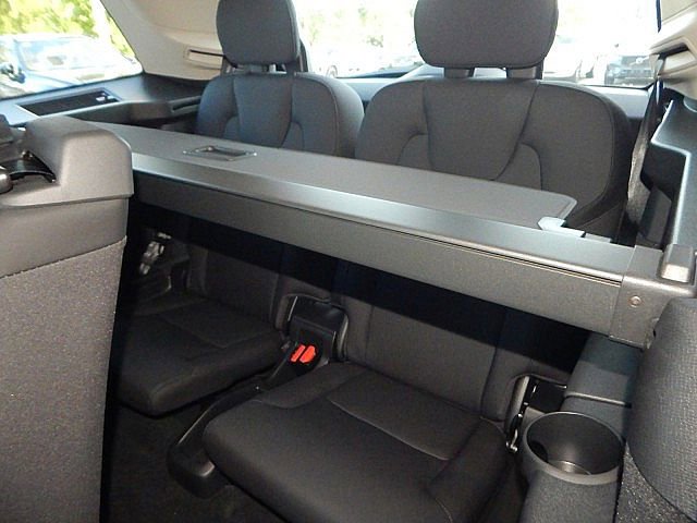 New 2026 Volvo XC90 B6 Plus w/ Protection Package image 14
