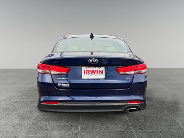 Used 2018 Kia Optima EX w/ Premium Package image 4