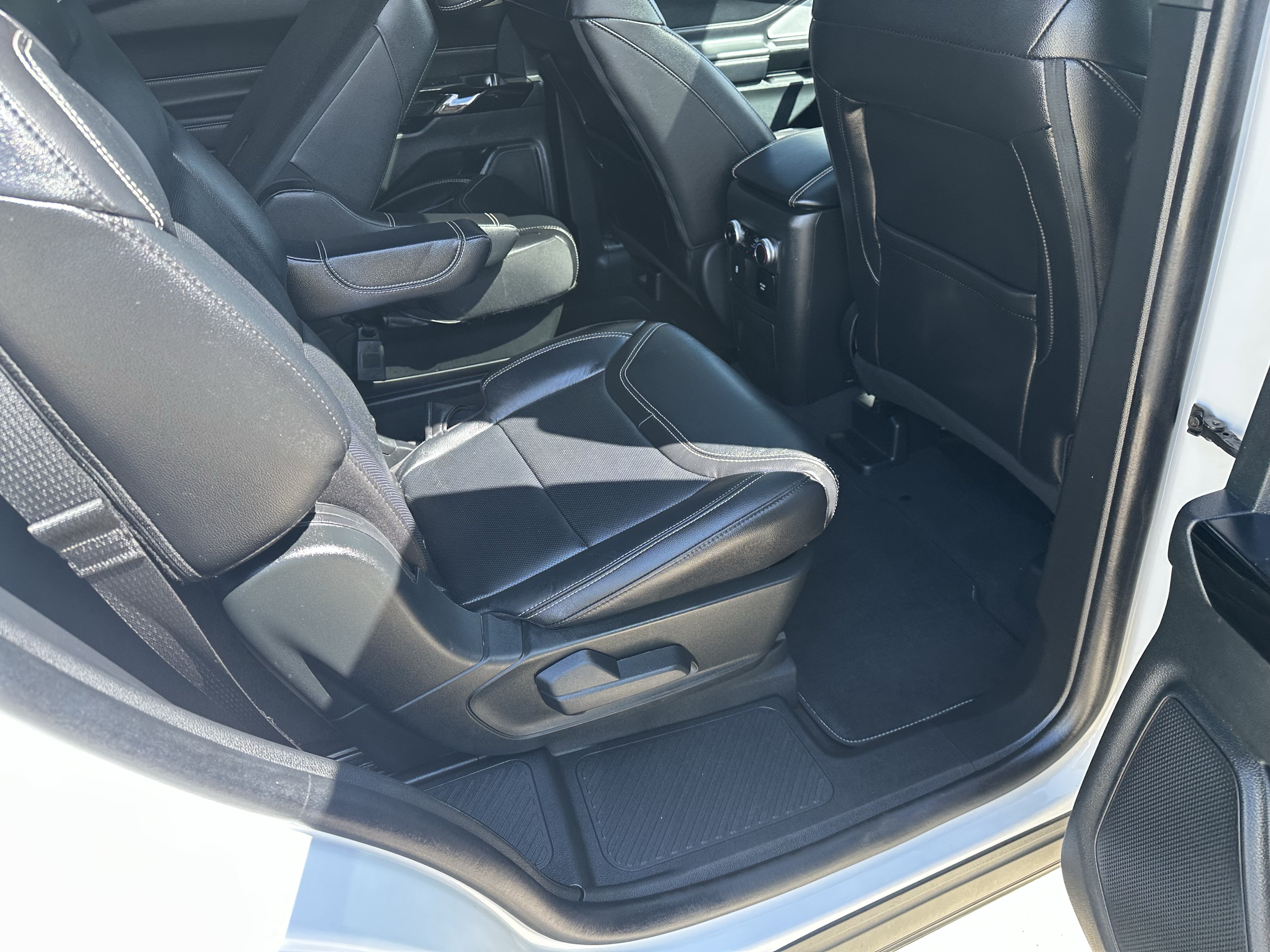 Used 2023 Ford Explorer ST w/ Equipment Group 401A AWD/4WD image 12