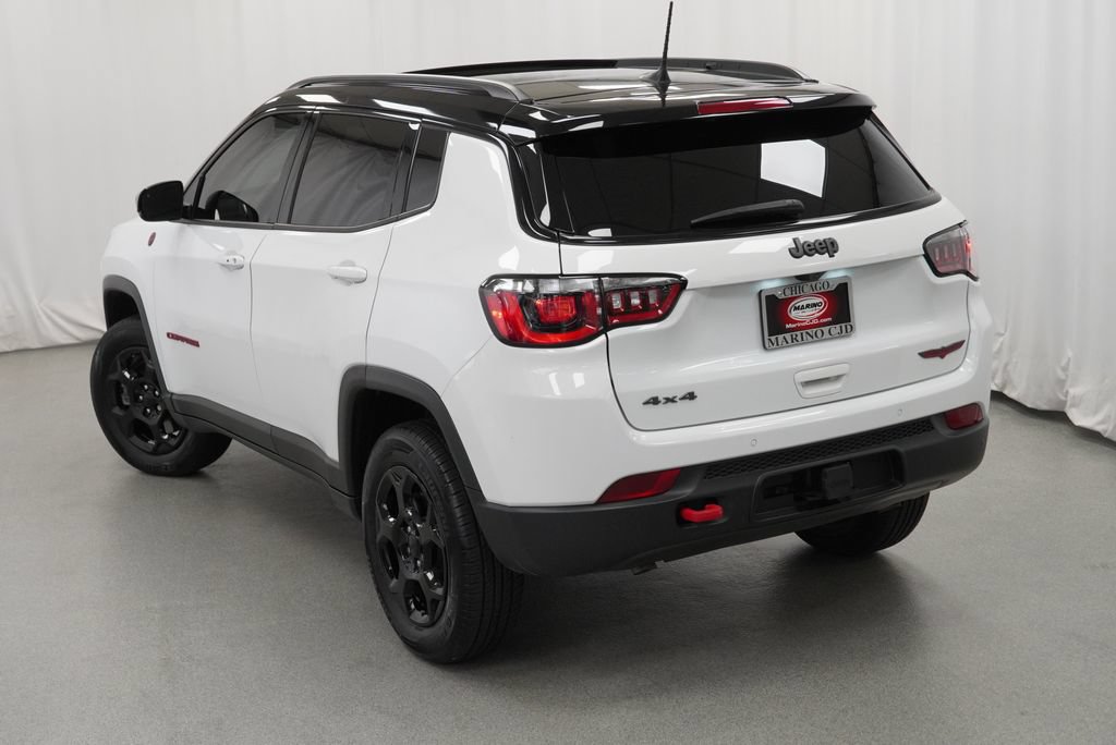 Used 2023 Jeep Compass Trailhawk w/ Sun and Sound Group AWD/4WD image 12
