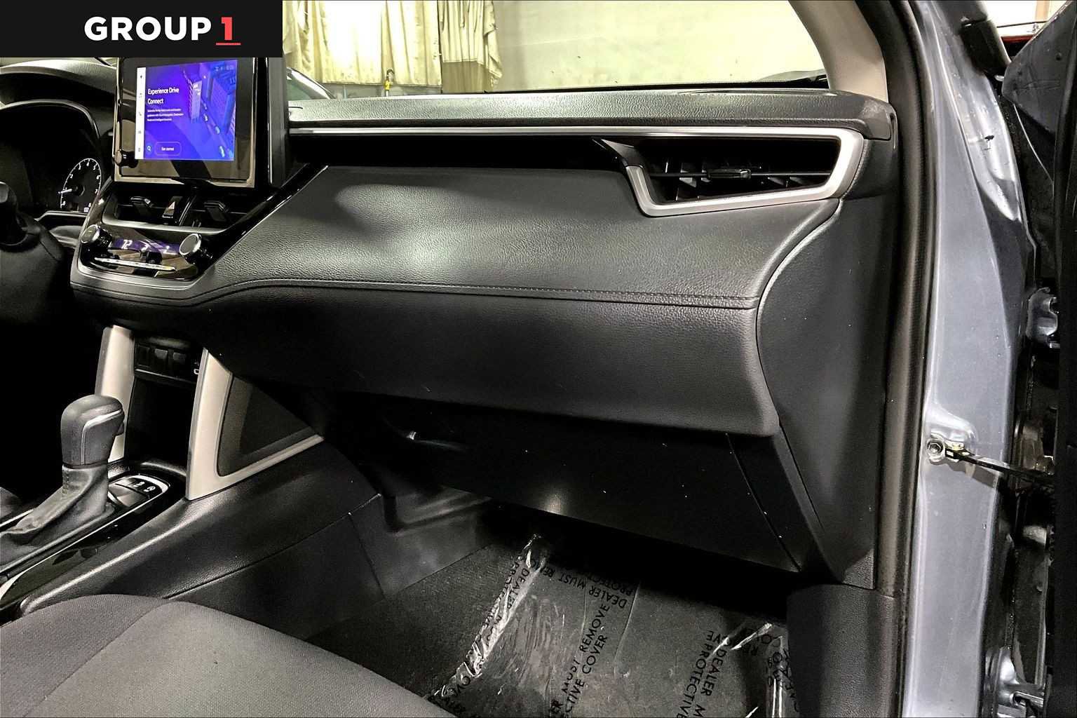 Used 2023 Toyota Corolla Cross LE w/ Moonroof Package image 19