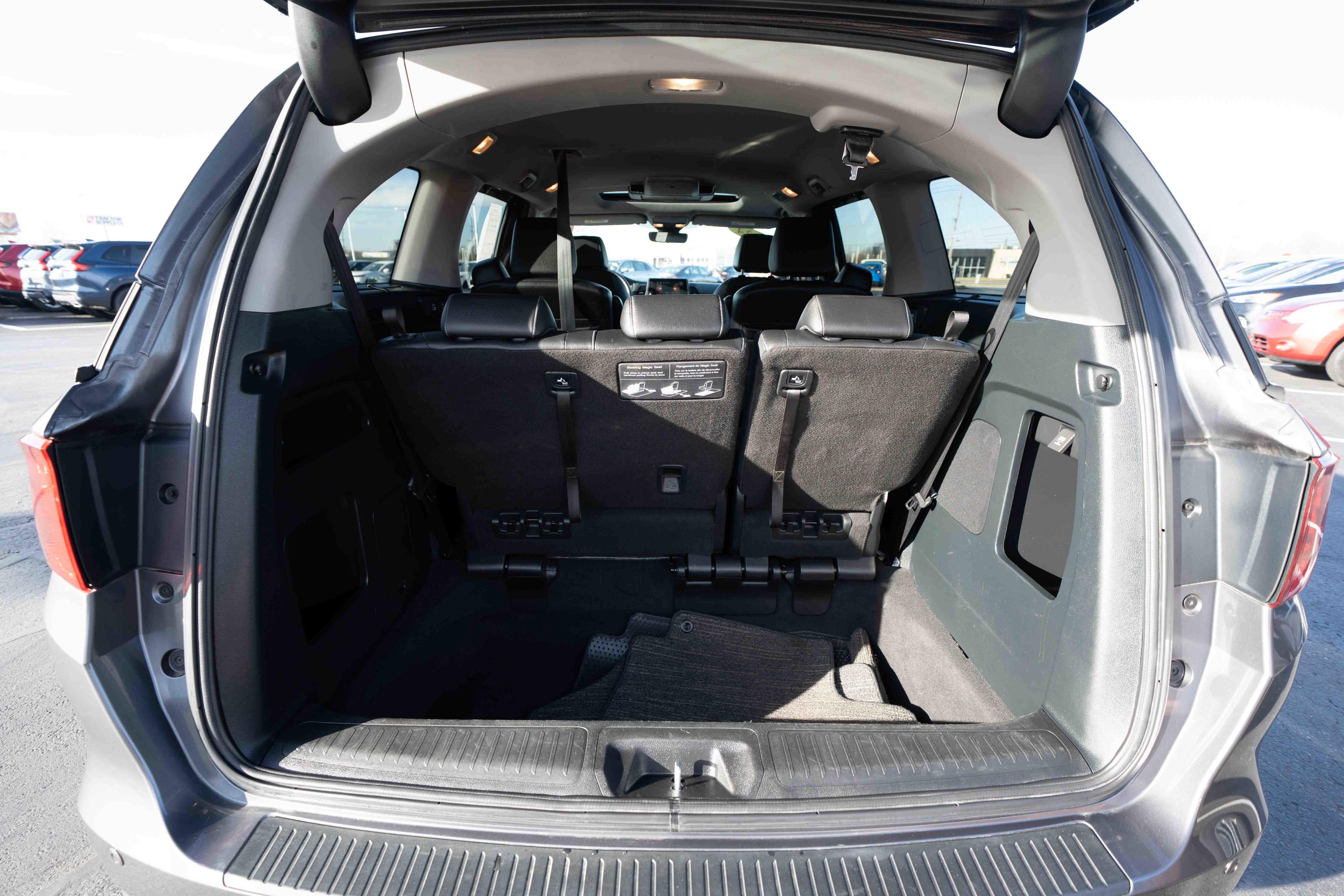 Certified 2024 Honda Odyssey Touring image 29