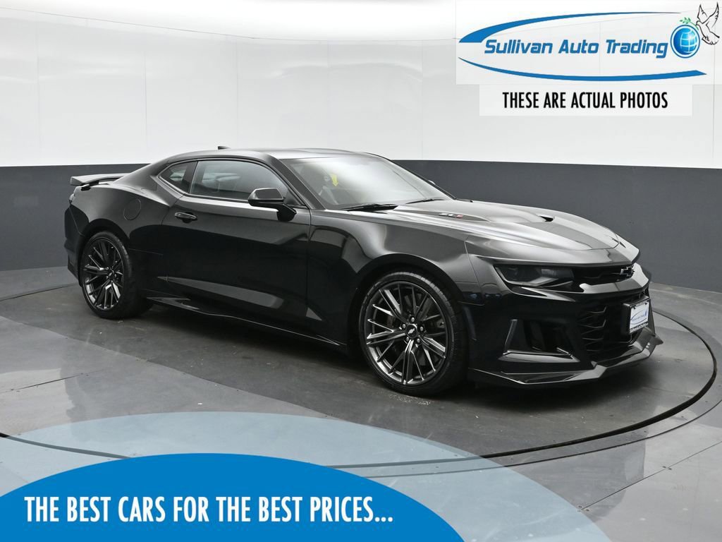 Used 2019 Chevrolet Camaro ZL1 w/ LPO, ZL1 Protection Package RWD image 1