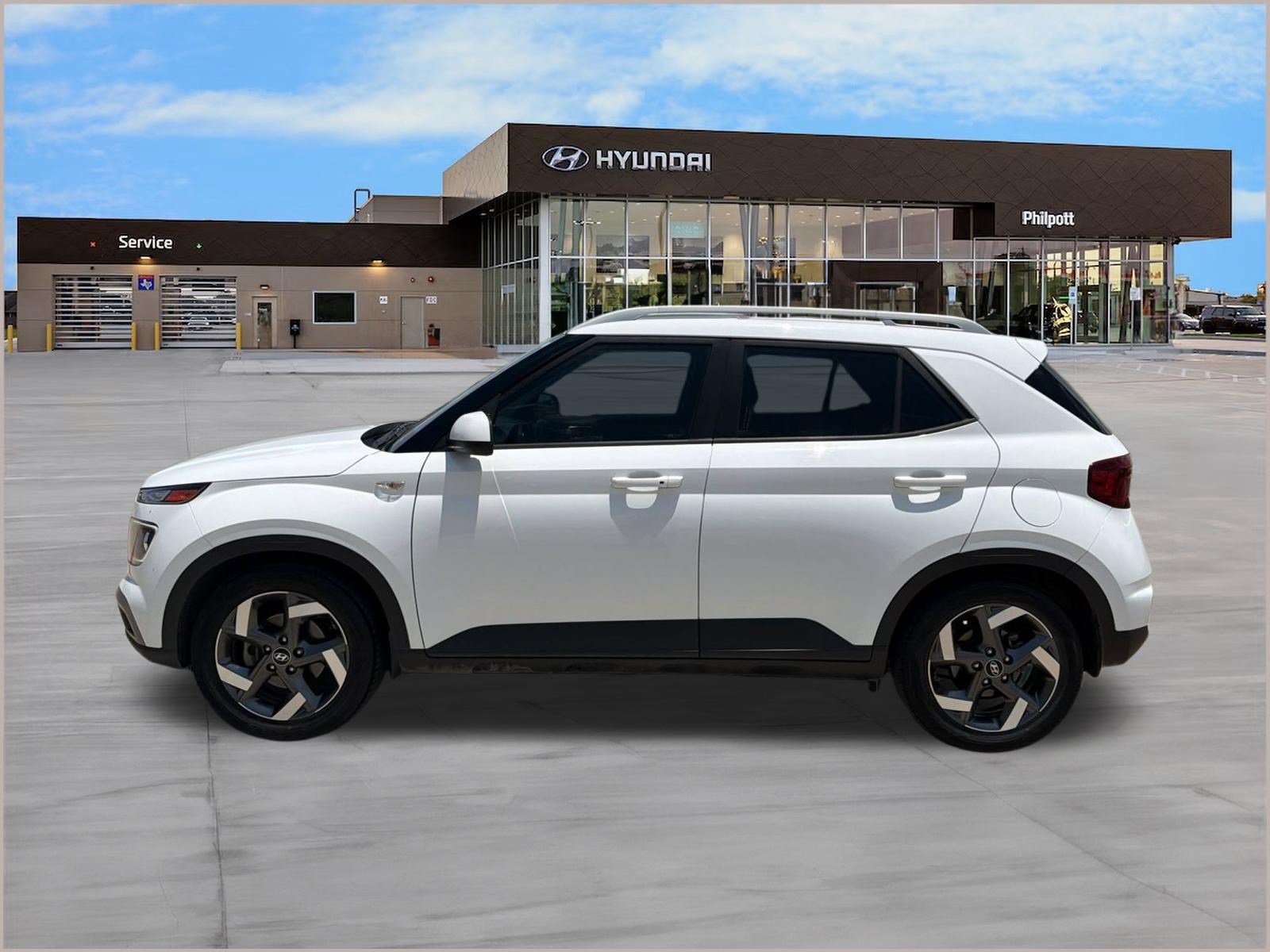 Used 2021 Hyundai Venue SEL w/ Premium Package FWD image 2