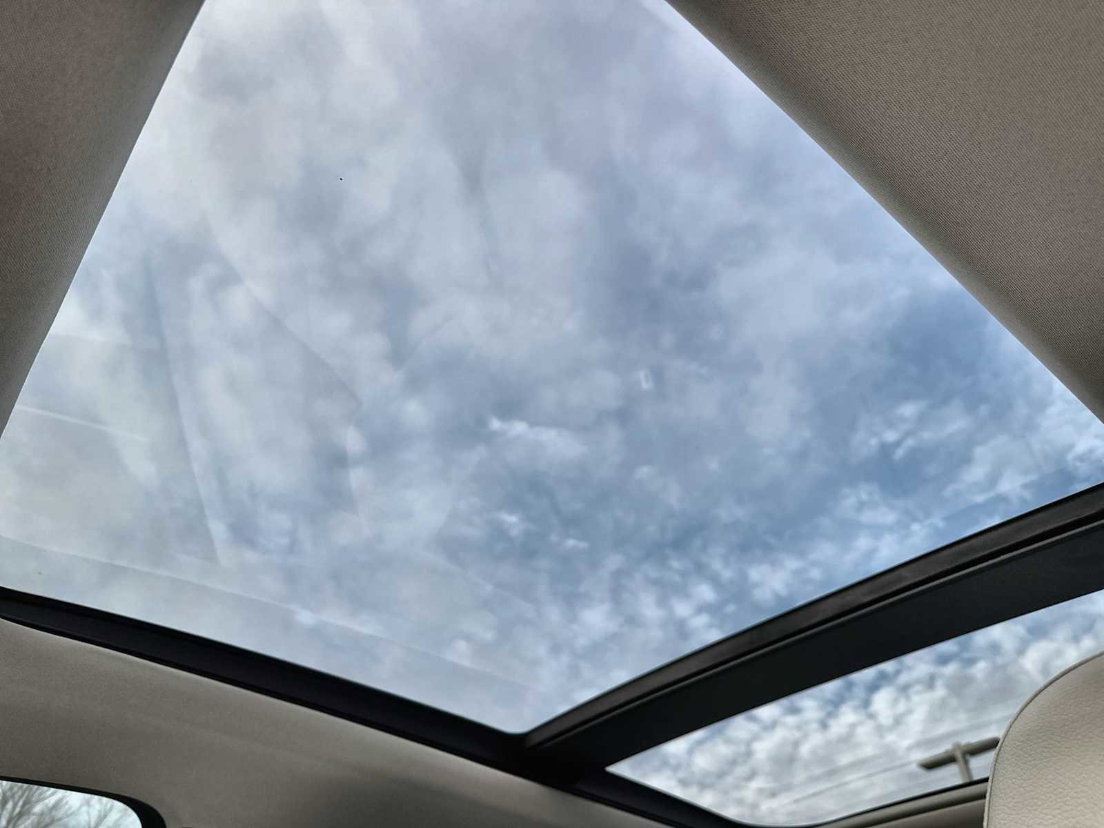 Used 2024 Mercedes-Benz EQE 350+ SUV w/ AMG Line Exterior Package image 27