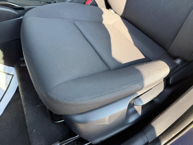 Used 2024 Toyota Corolla LE FWD image 17