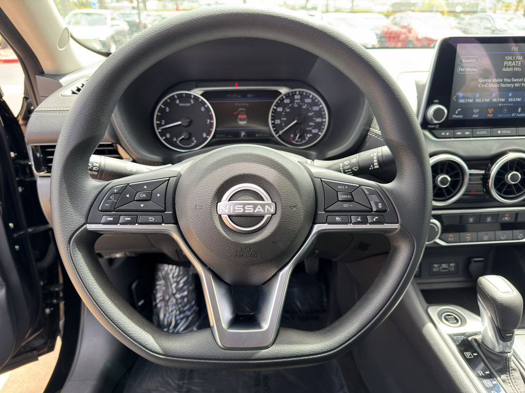 Used 2025 Nissan Sentra SV w/ Trunk Package FWD image 10