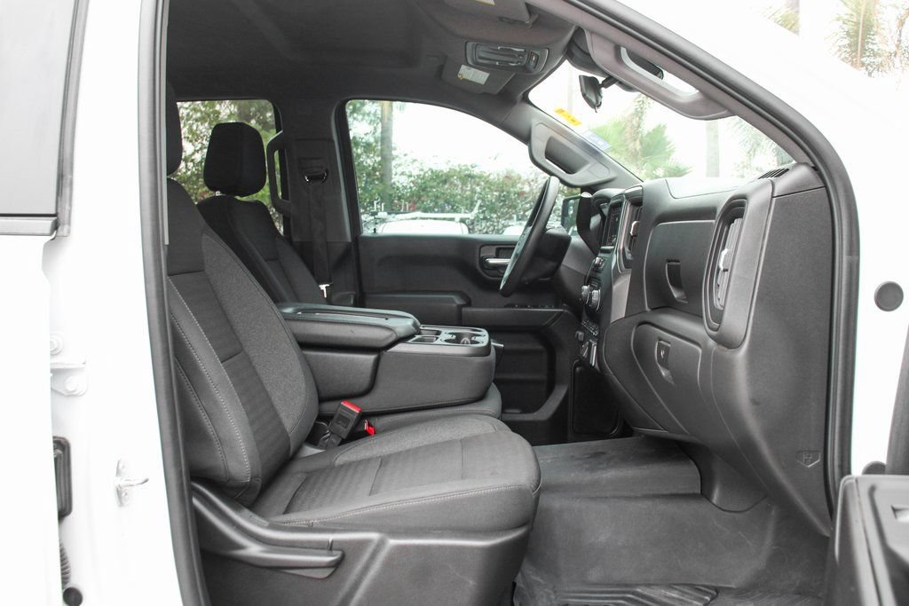 Used 2024 Chevrolet Silverado 1500 Custom Trail Boss AWD/4WD image 33
