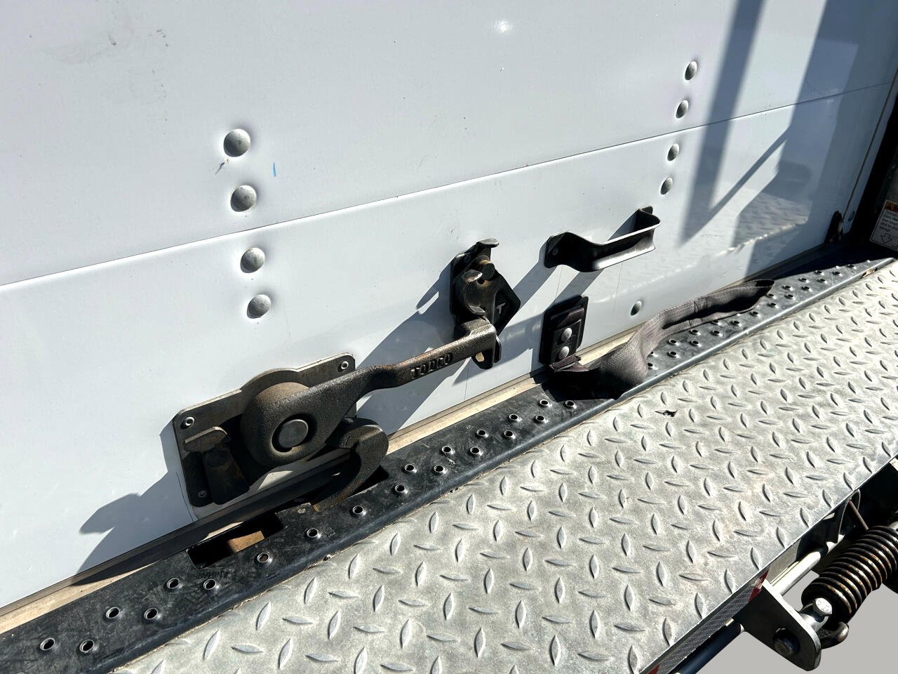 Used 2023 Chevrolet Low Cab Forward 5500XD image 9