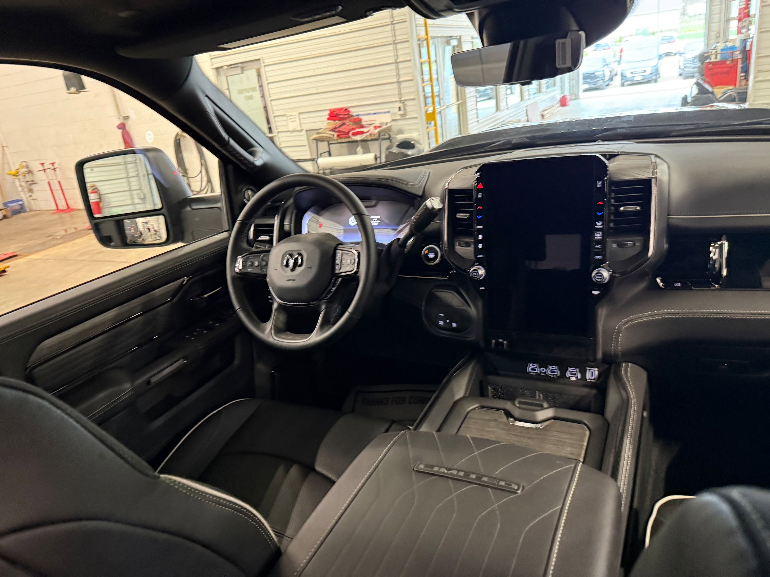 New 2026 RAM 2500 Limited AWD/4WD image 12