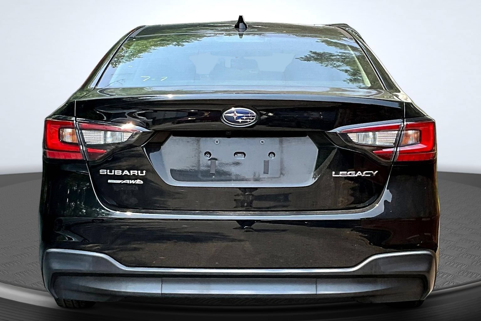 Used 2023 Subaru Legacy Premium AWD/4WD image 4