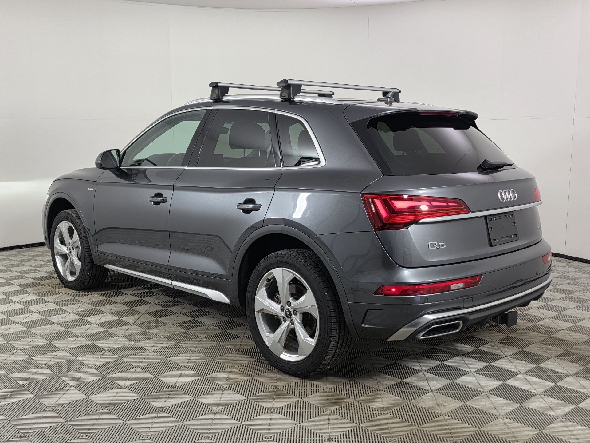 Used 2023 Audi Q5 2.0T Premium Plus AWD/4WD image 41