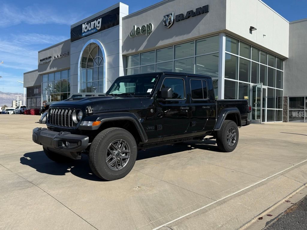 New 2025 Jeep Gladiator Sport