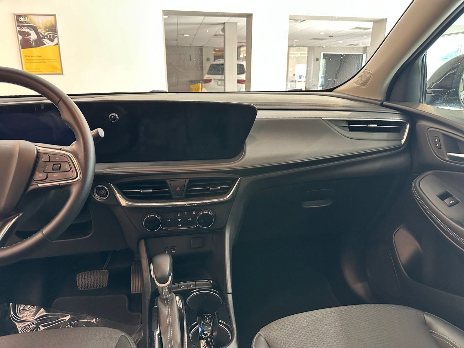 Used 2025 Buick Encore GX Preferred FWD image 34