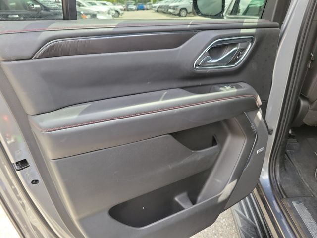 Certified 2022 Chevrolet Suburban RST w/ Luxury Package RWD image 21