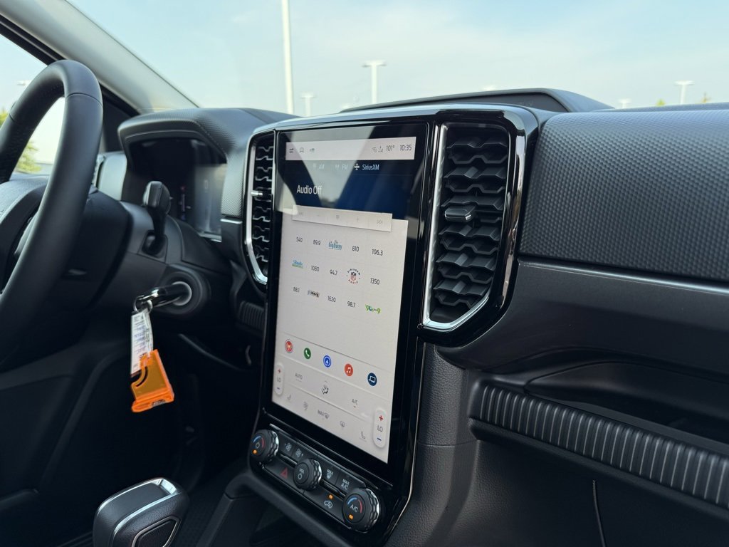 New 2025 Ford Ranger XLT w/ Equipment Group 301A High image 31