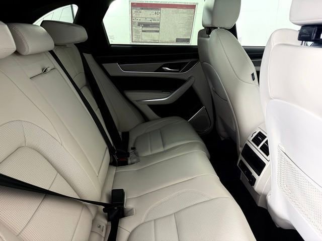 New 2026 Jaguar F-PACE R-Dynamic S image 32