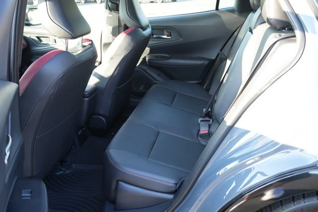 Used 2026 Toyota Prius Plug-In Hybrid FWD image 15