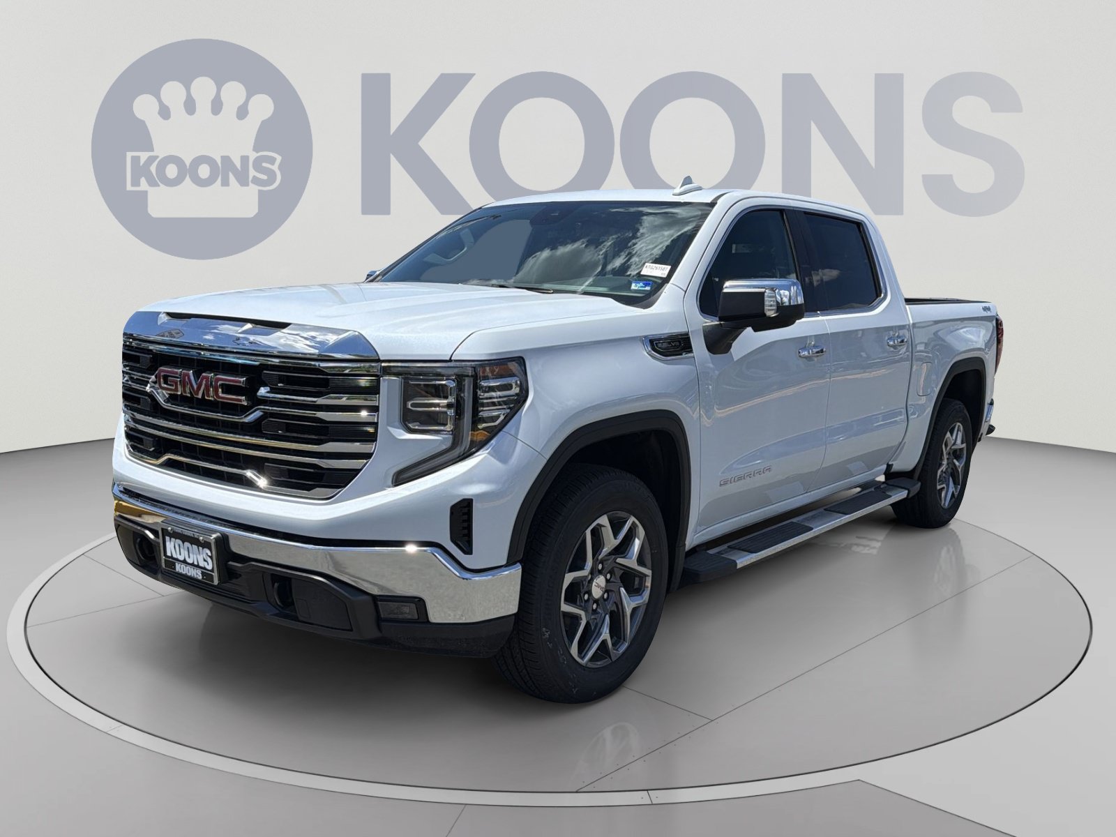 New 2026 GMC Sierra 1500 SLT w/ SLT Premium Package