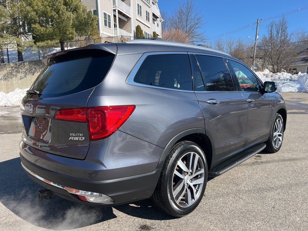 Used 2017 Honda Pilot Elite image 5